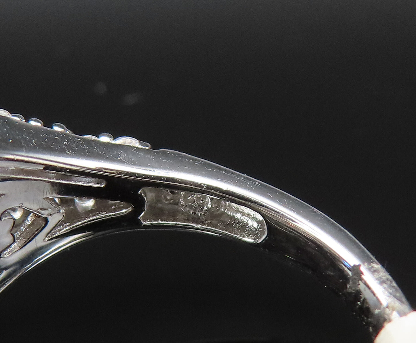 925 Sterling Silver Vintage Multi Stone Cubic Zirconia Halo Ring Sz 7 RG25391
