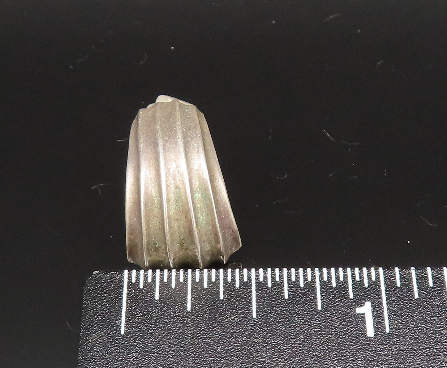 14K GOLD & 925 Silver Vintage Minimalist Ribbed Curved Earrings EG11836