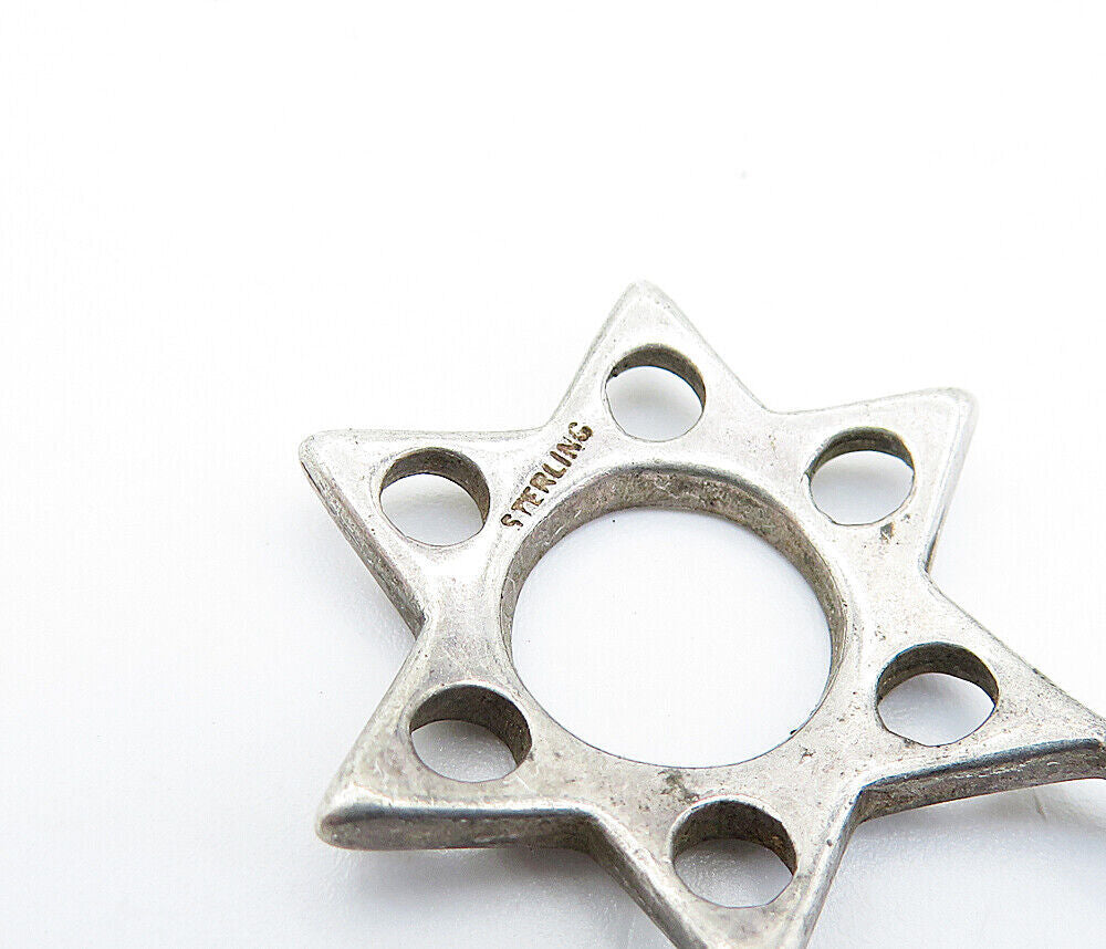 925 Sterling Silver Vintage Petite Circle Cutout Star Drop Pendant PT5270