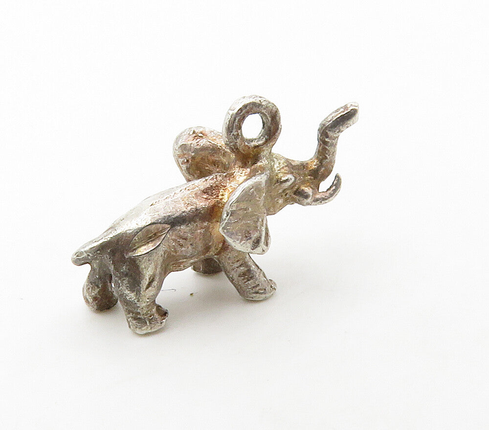 925 Sterling Silver Vintage Petite Elephant Motif Animal Pendant PT13058