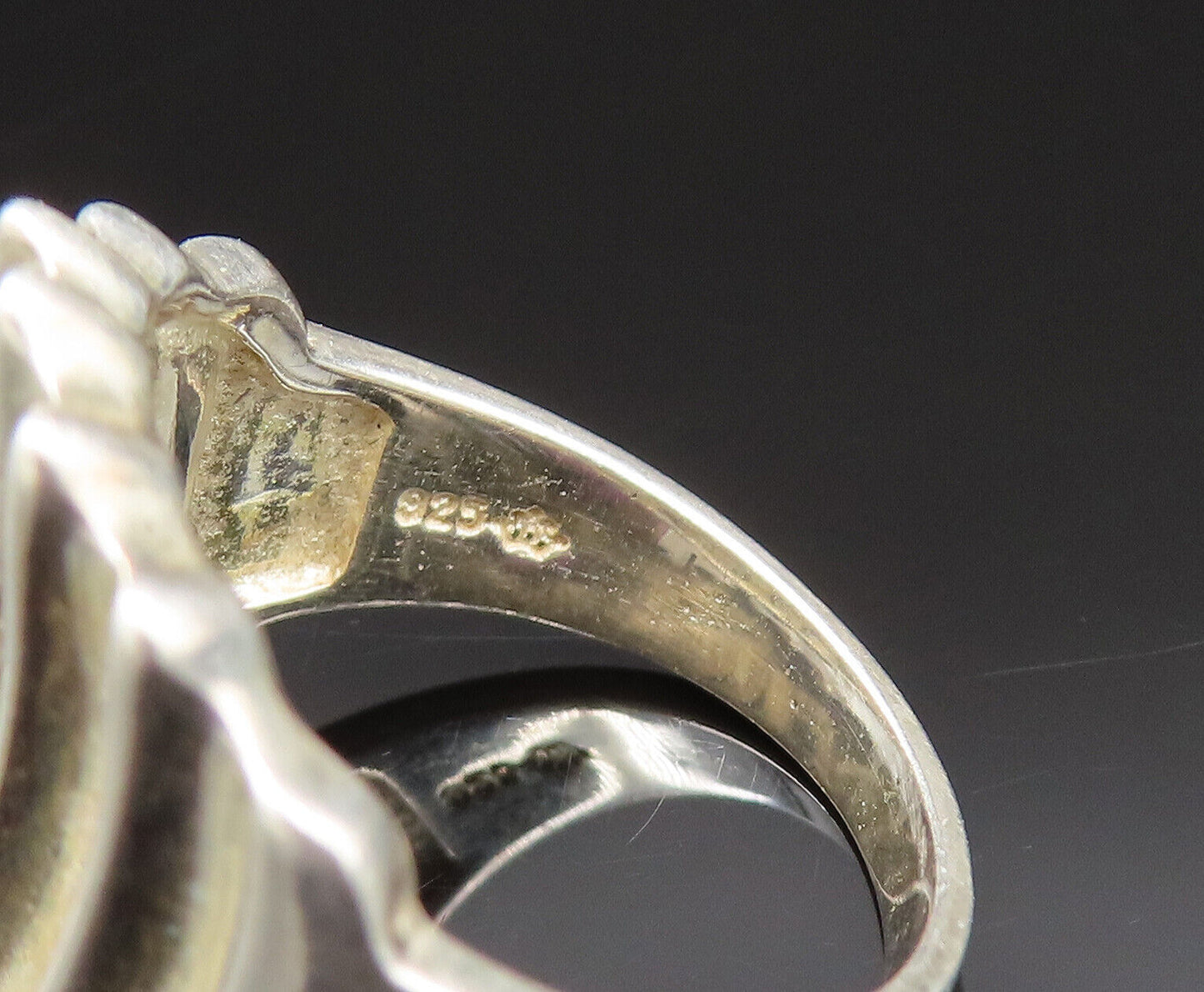 925 Sterling Silver Vintage Concave Graduated Fluted Ring Sz 7.5 RG25618