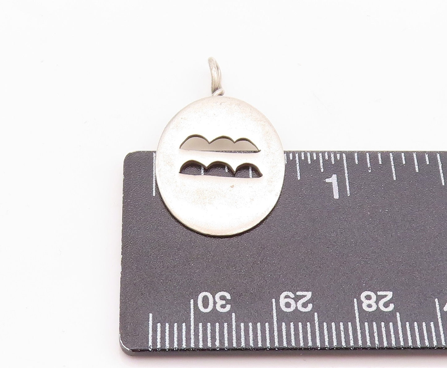 925 Sterling Silver Vintage Pendant Minimalist Oval Cutout Design PT23666