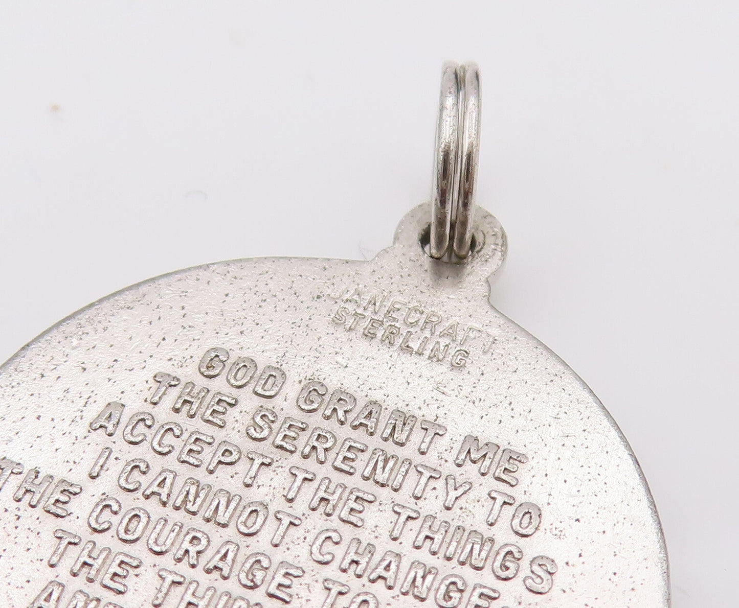 DANECRAFT 925 Silver Vintage Praying hand Elevated Border Pendant PT22070