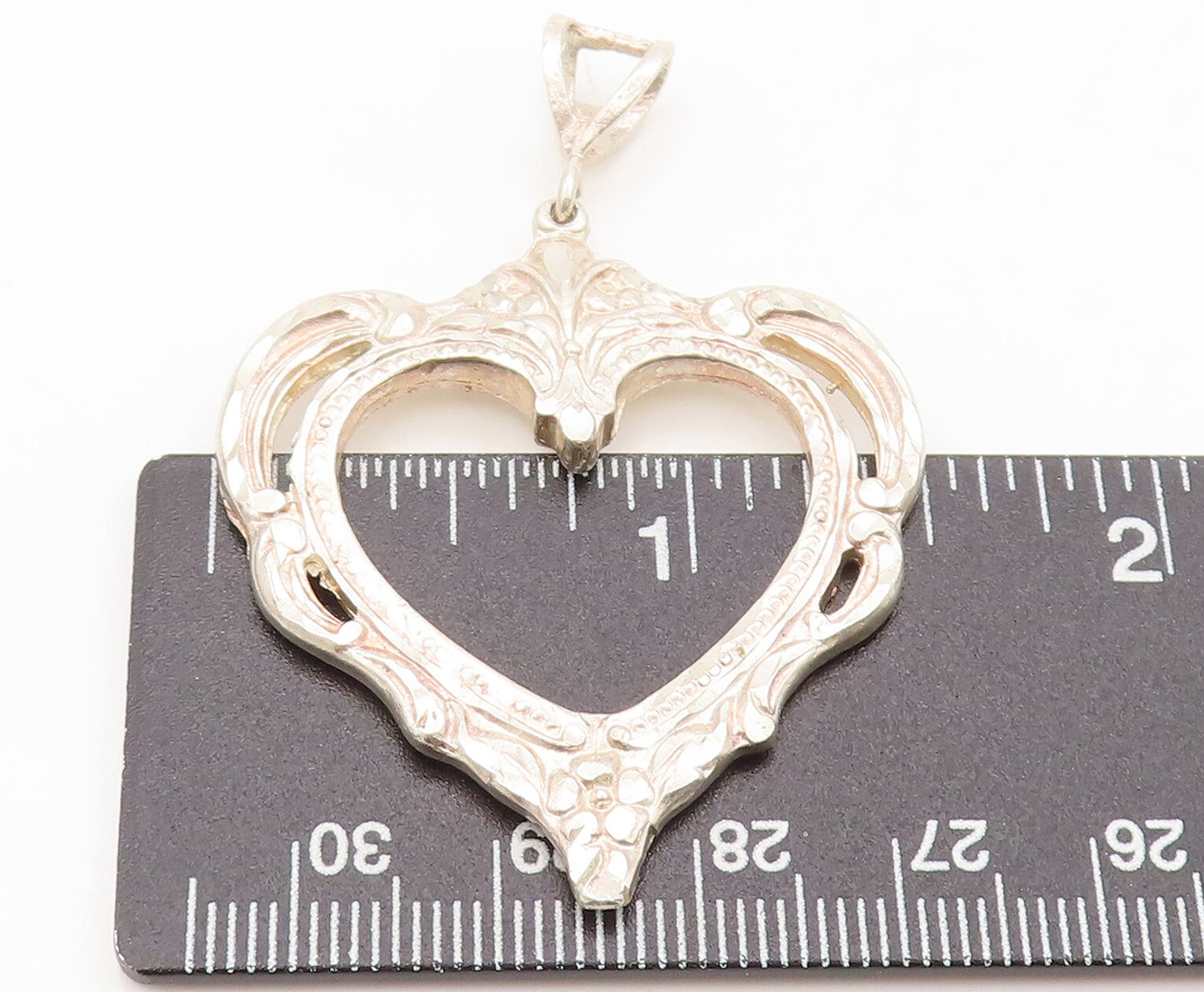 925 Sterling Silver Vintage Pendant TOWLE Swirly Frame Shape Heart PT22477