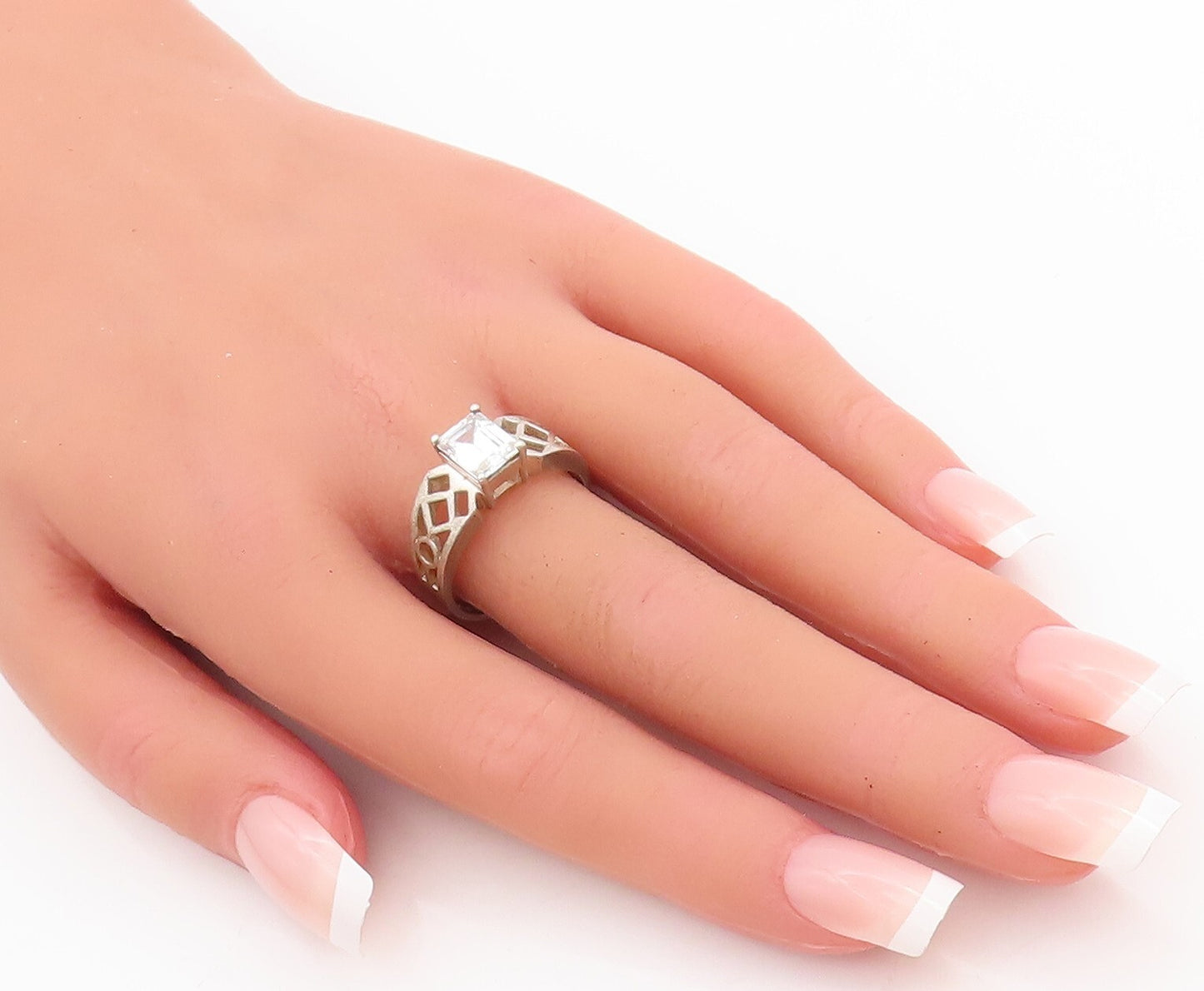925 Sterling Silver Vintage Ring Net Cutout Neck Square CZ Sz 9 RG28887