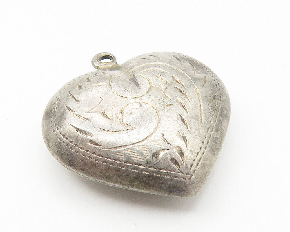 925 Sterling Silver Vintage Dark Tone Floral Etched Love Heart Pendant PT8786