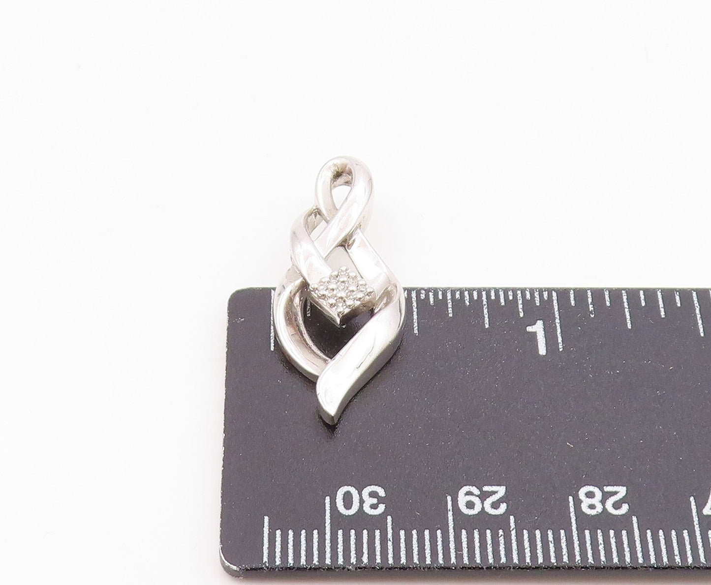 925 Sterling Silver Vintage Shiny Genuine Diamonds Ribbon Pendant PT17977