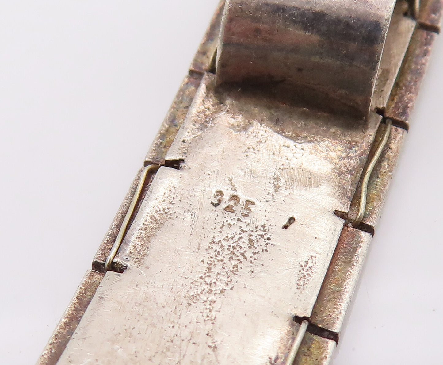925 Sterling Silver Vintage Modernist Rectangular Wired Plate Pendant PT22189