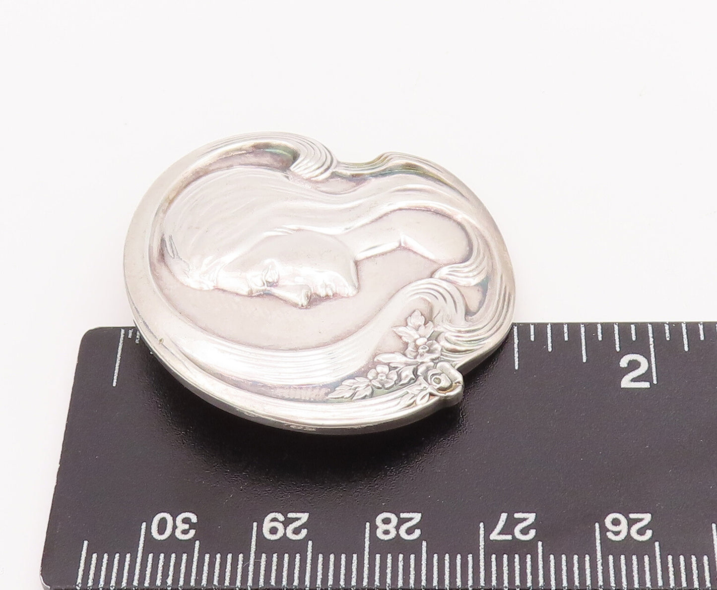 925 Sterling Silver Vintage Brooch Pin LUNT Solid Carved Girl Face BP11017