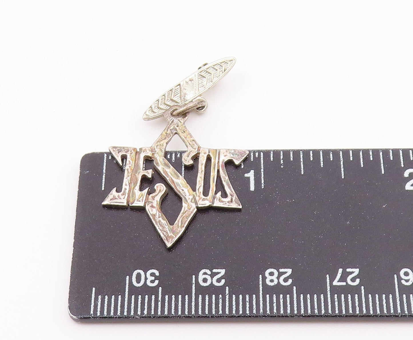 925 Sterling Silver Vintage Shiny Diamond Cut Jesus Brooch Pin BP8584