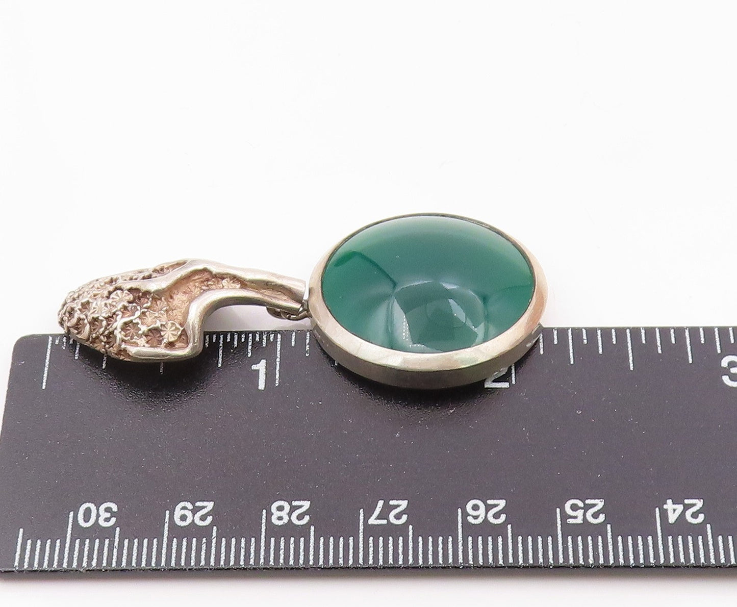 DESIGNER ISRAEL 925 Silver Vintage Cabochon Green Carnelian Pendant PT19557