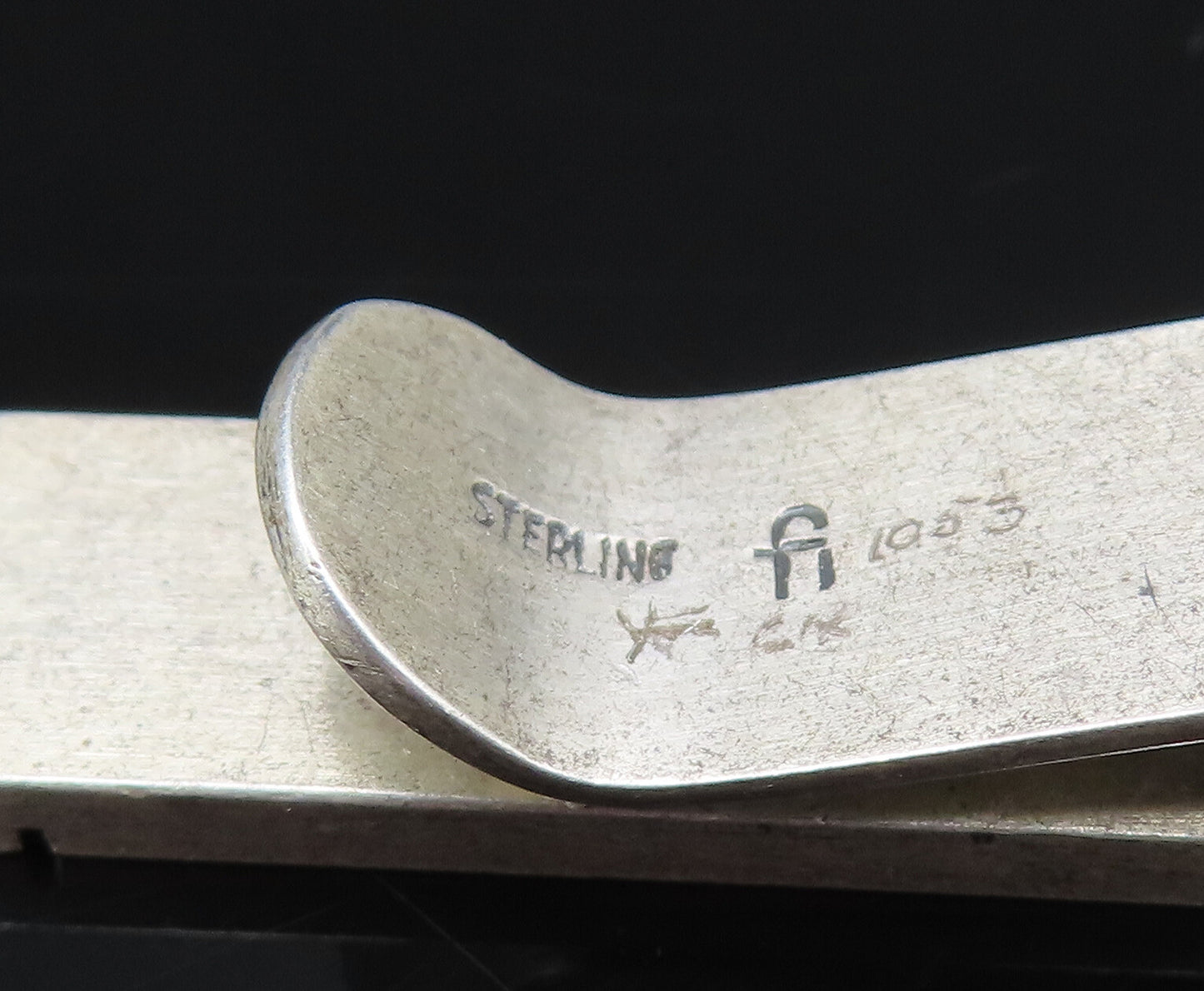 FI 925 Sterling Silver Vintage Carved Lines Tie Clip TR3410