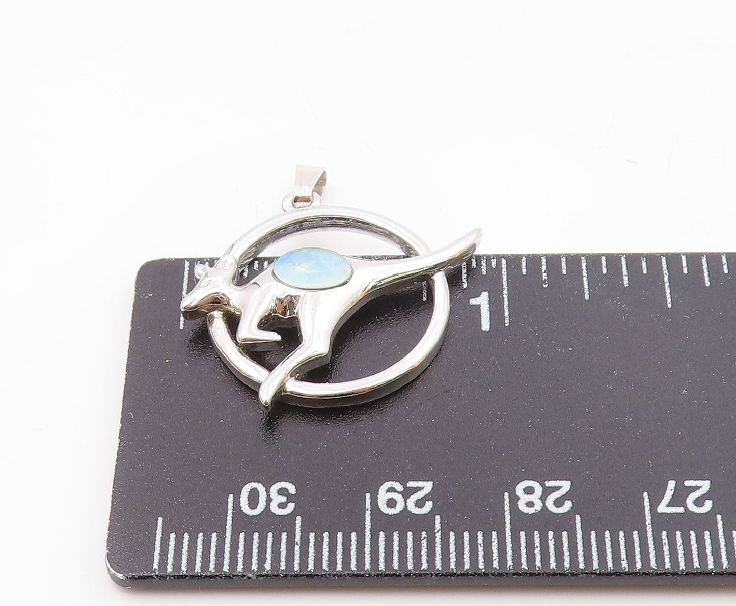 925 Sterling Silver Vintage Fire Opal Kangaroo Jumping Circle Pendant PT21151