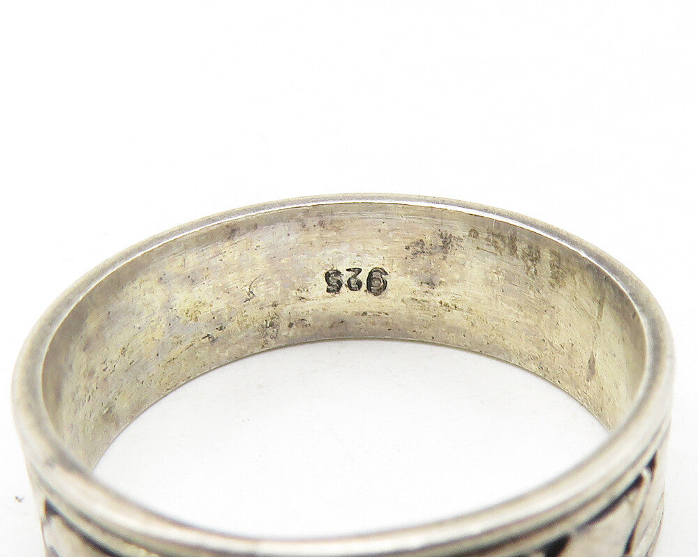925 Sterling Silver Vintage Dark Tone Pattern Petite Band Ring Sz 7 RG11265