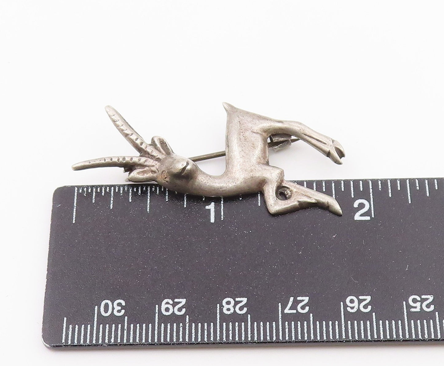 925 Sterling Silver Vintage Antique Forest Deer With Foot Up Brooch Pin BP9760