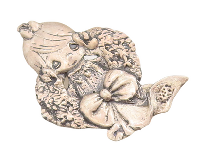 925 Sterling Silver Vintage Brooch Pin Cute Solid Carved Little Girl  BP10983