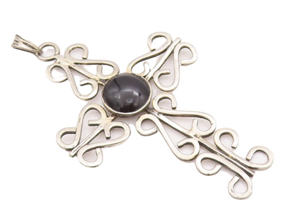 925 Sterling Silver Vintage Pendant Religious Swirly Carved Onyx Cross  PT22945