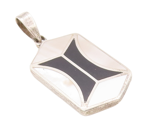 925 Sterling Silver Vintage Pendant Solid Inlay Mother Of Pearls & Onyx  PT23084