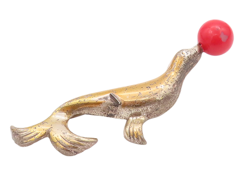 925 Sterling Silver Vintage Brooch Pin LANG Delphine Playing With Ball  BP10969