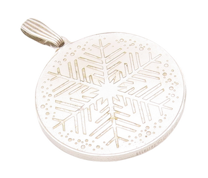 925 Sterling Silver Vintage Pendant Snow Flake Etched Christmas Coin  PT23059