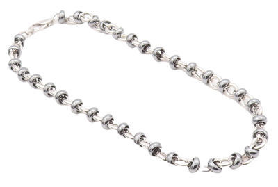 925 Sterling Silver Vintage Necklace Spinning Rings & Carve Linked Rings NE4282