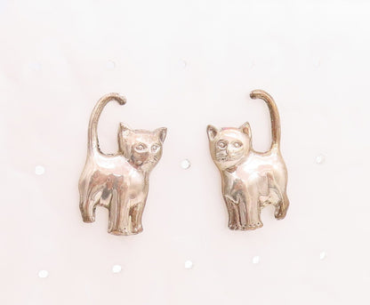 925 Sterling Silver Vintage Earrings Solid Carved Shiny Cats  EG13260
