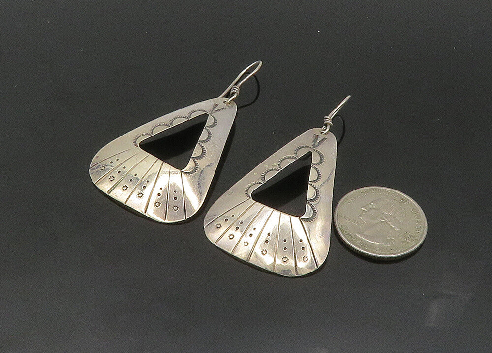 NAVAJO 925 Sterling Silver  Vintage Etched Detail Dangle Earrings  EG10286