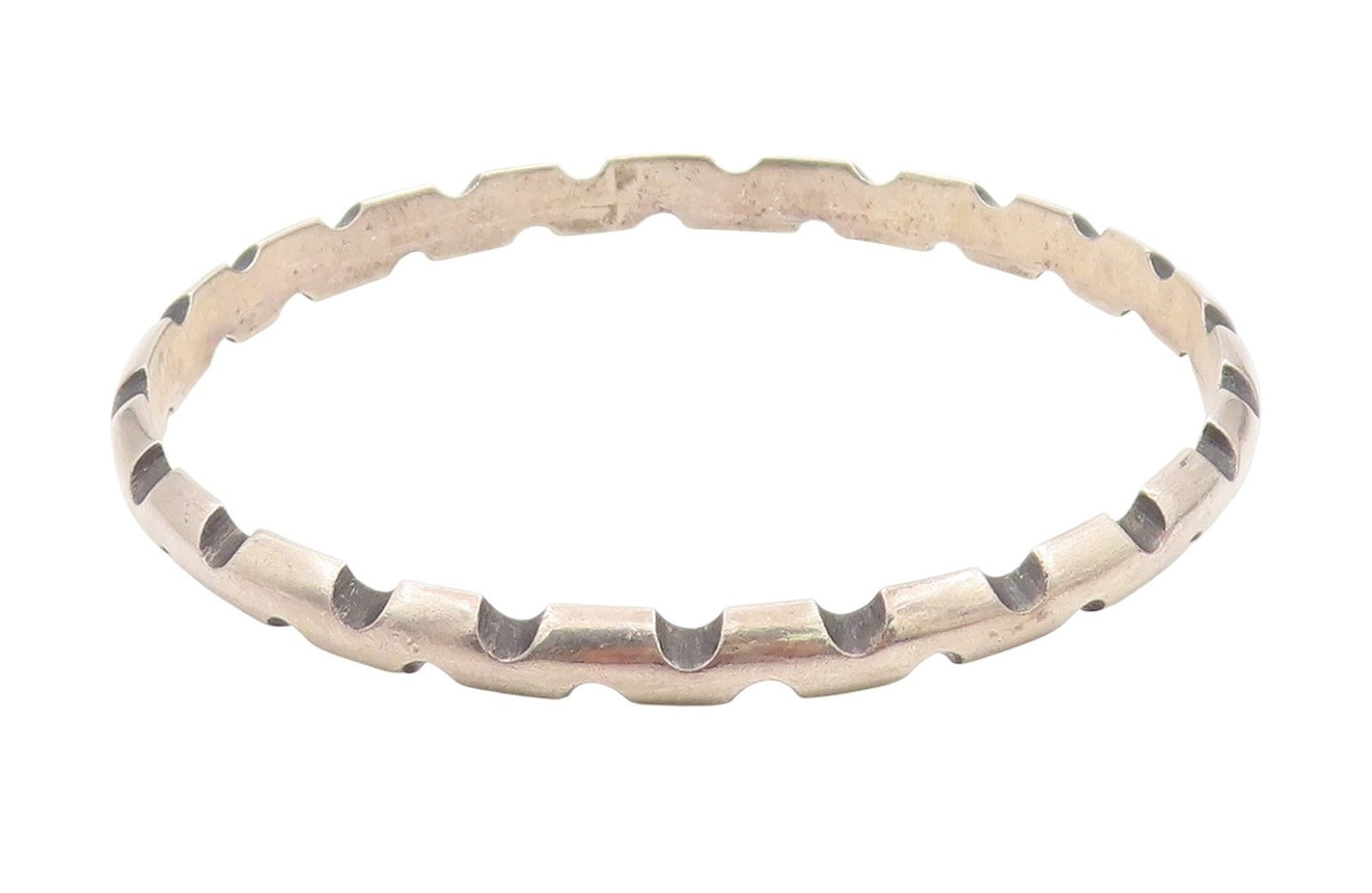 925 Sterling Silver Vintage Bracelet ANTONIA PINEDA Notched Bangle  BT11494