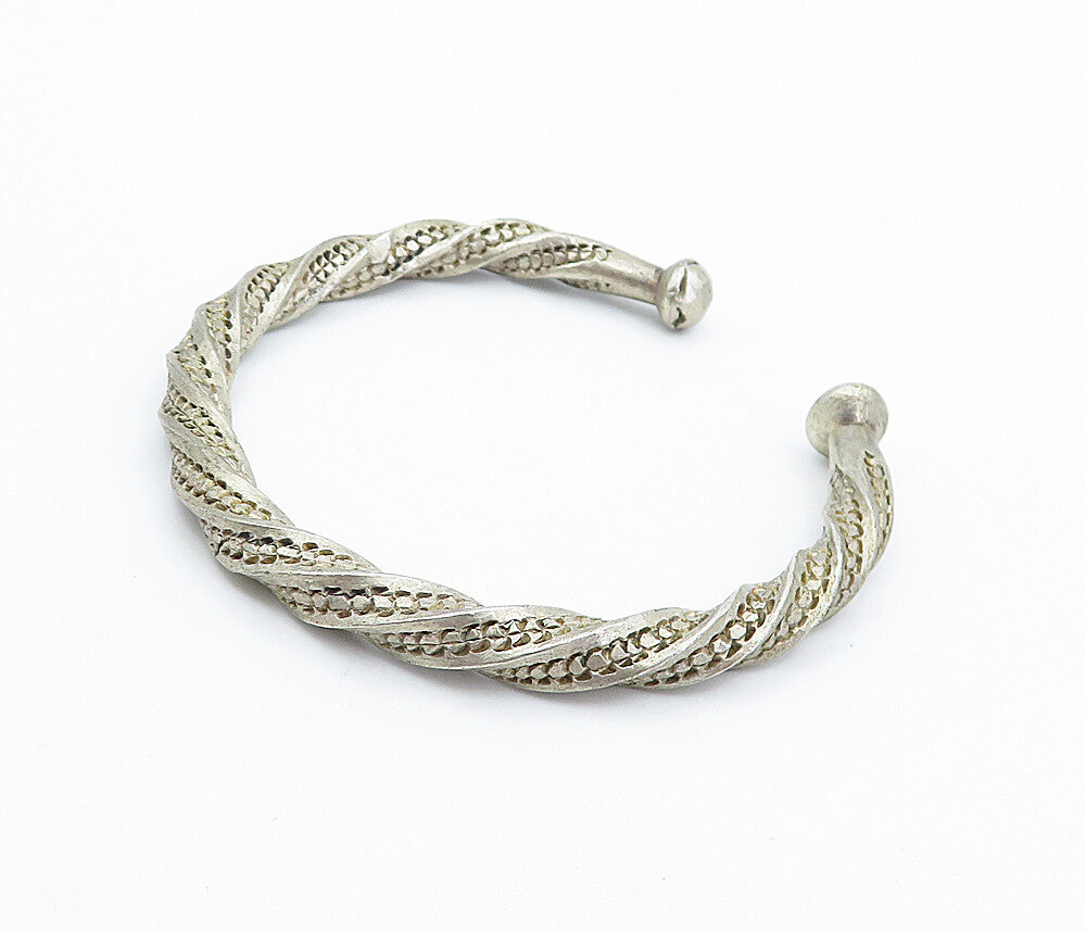 925 Sterling Silver  Vintage Antique Twist Dome Ends Cuff Bracelet  BT1748