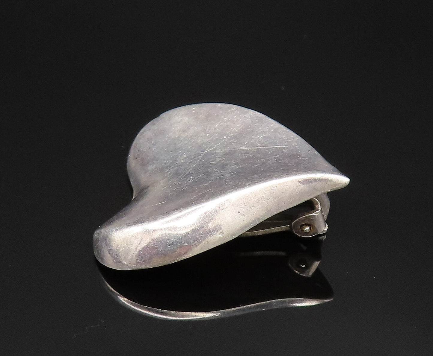 925 Silver  Vintage Minimalist Heart Shaped Non Pierced Earrings  EG11773