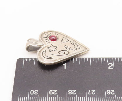 925 Sterling Silver Vintage Pendant Garnet Heart Etched Stars Moon  PT22557