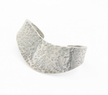 MEXICO 925 Sterling Silver  Vintage Shiny Hammered Cuff Bracelet  BT6086