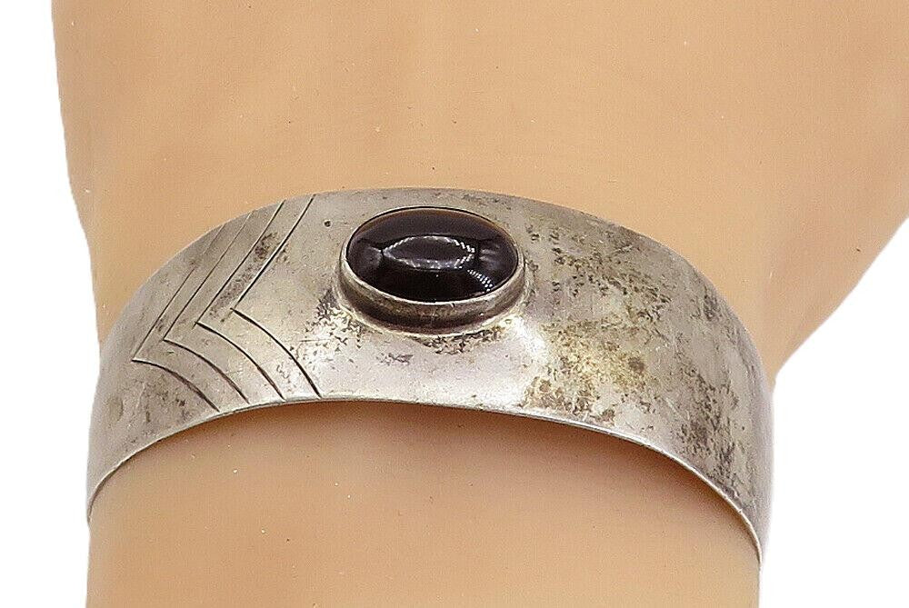 SYLVIA CHEE NAVAJO 925 Silver  Vintage Black Onyx Arrow Cuff Bracelet  BT3349