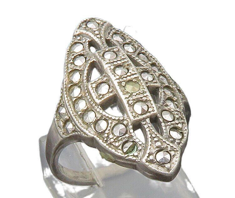 925 Sterling Silver  Vintage Sparkling Cross Detail Cocktail Ring Sz 6 RG14441