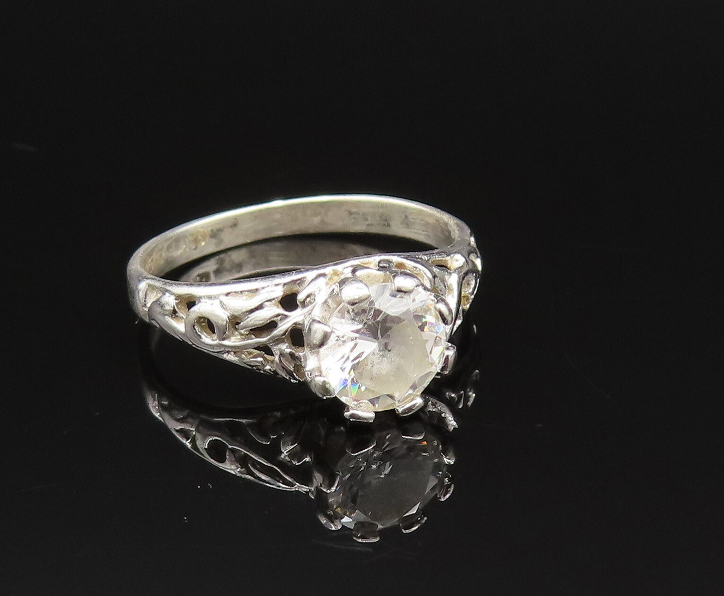 925 Sterling Silver  Vintage Open Swirl Cutout Topaz Ring Sz 7.5  RG25652