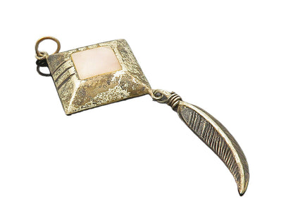 925 Sterling Silver  Vintage Inlaid Mother Of Pearl Feather Pendant  PT7835