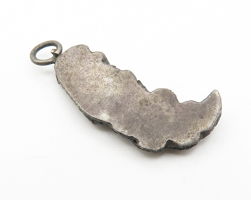 925 Sterling Silver  Vintage Oxidized Floral Leaves Motif Drop Pendant  PT8430