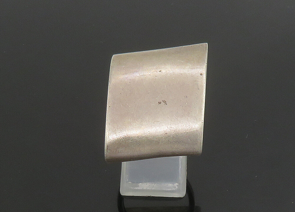 925 Sterling Silver  Vintage Smooth Hollow Square Band Ring Sz 7  RG23412