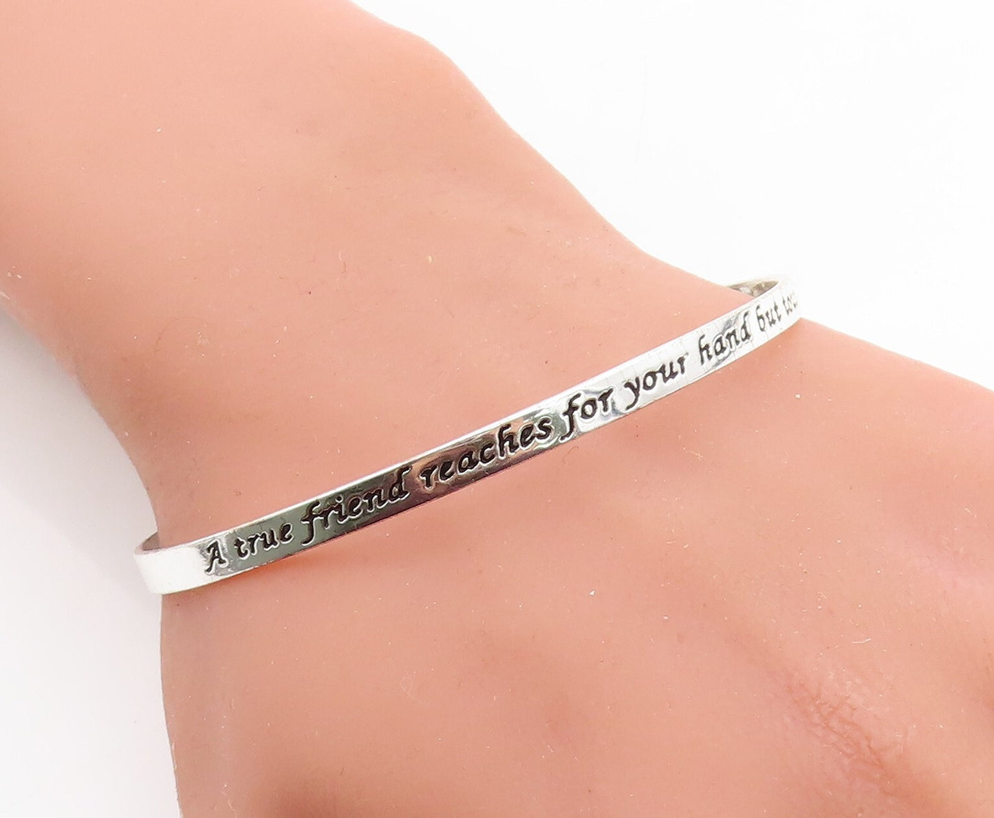 925 Sterling Silver  A True Friend Reaches For Your Hand Cuff Bracelet  BT2440