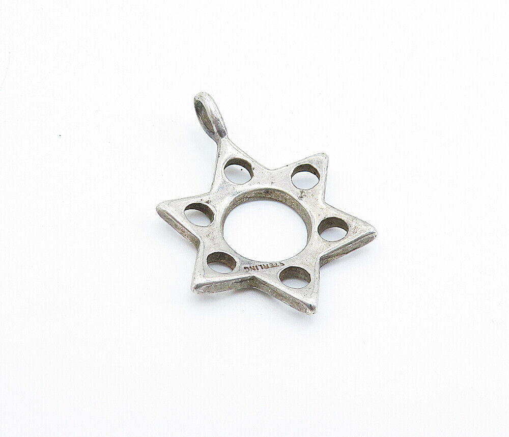 925 Sterling Silver  Vintage Petite Circle Cutout Star Drop Pendant  PT5270