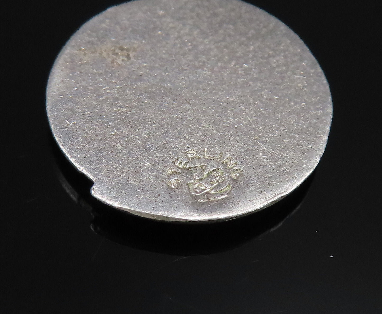 925 Sterling Silver  Vintage Round Etched World Globe Charm Pendant  PT21343