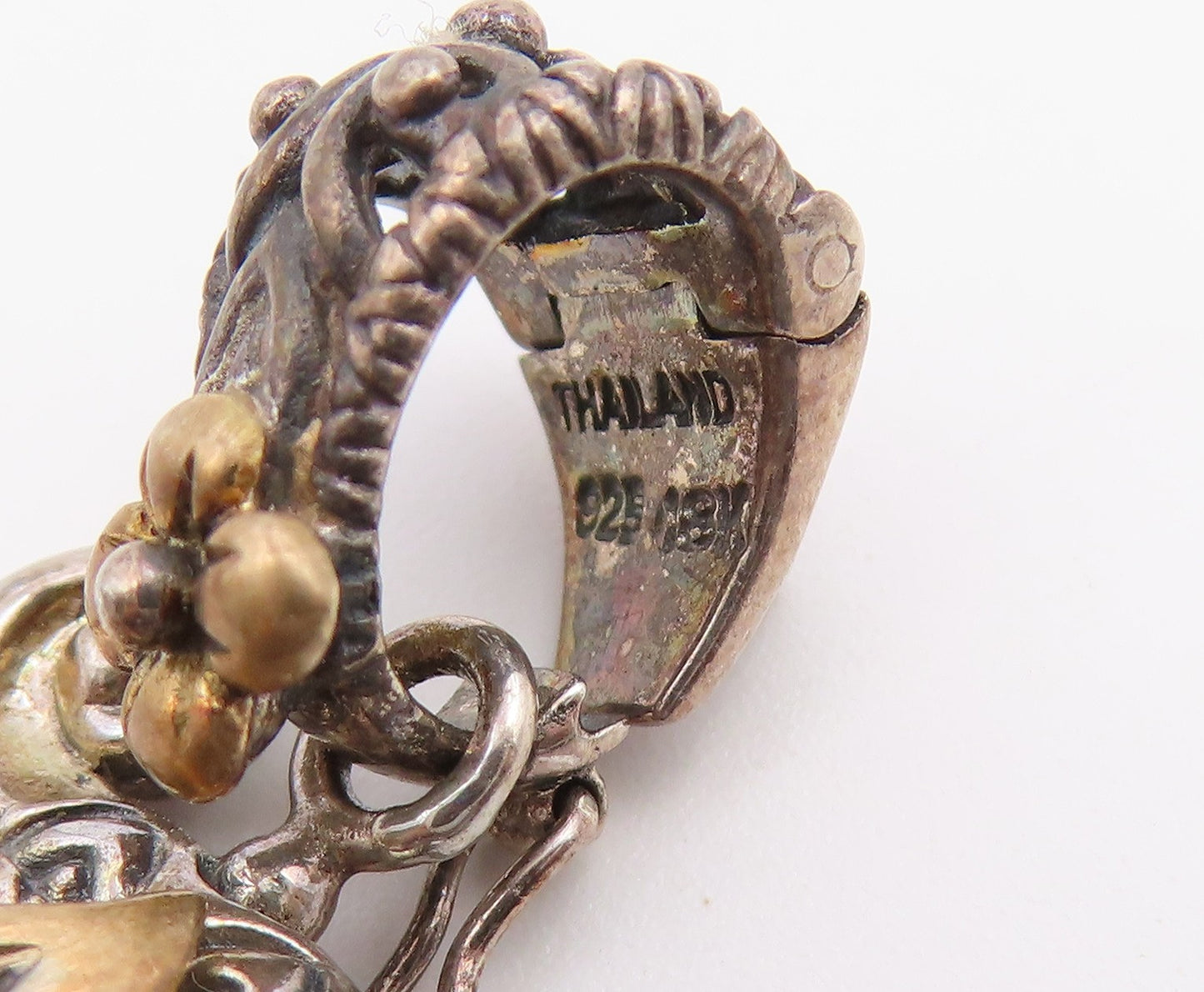 18K Gold & 925 Sterling Silver Vintage Pendant BIXBY Letter P Vine Leaf  PT26509