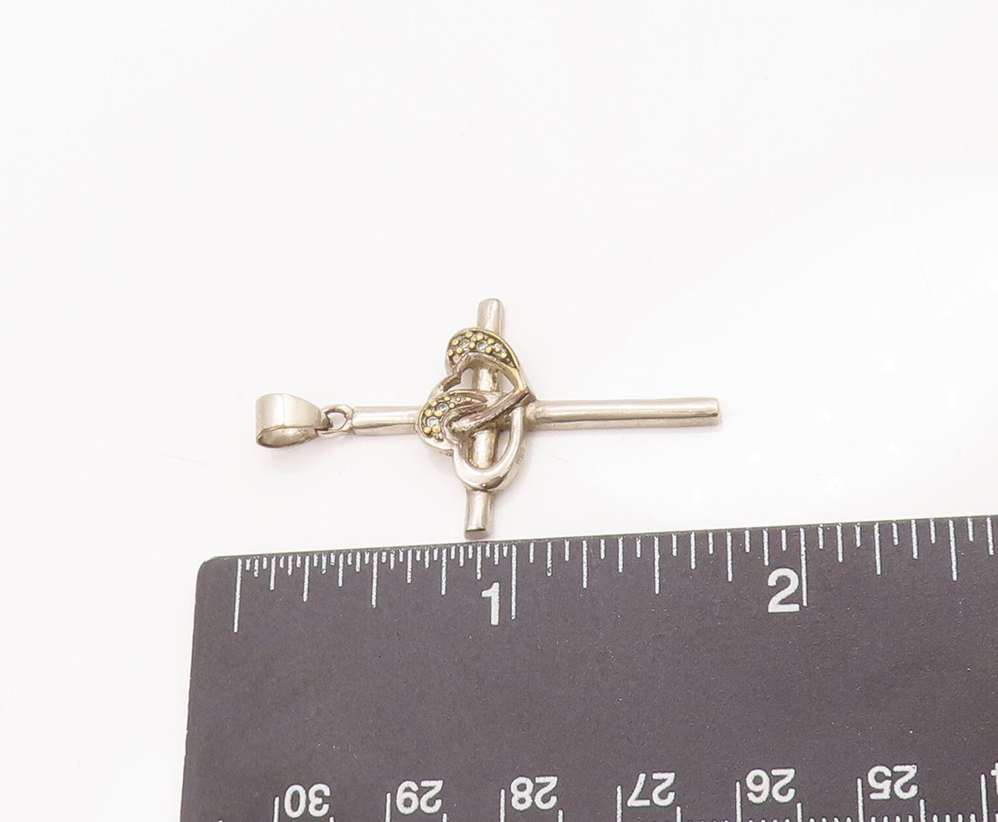 925 Sterling Silver Vintage Pendant Interlocked Carved Topaz Heart Cross PT22989