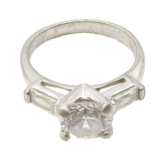 925 Sterling Silver  Cubic Zirconia Solitaire With Accents Ring Sz 7  RG10363