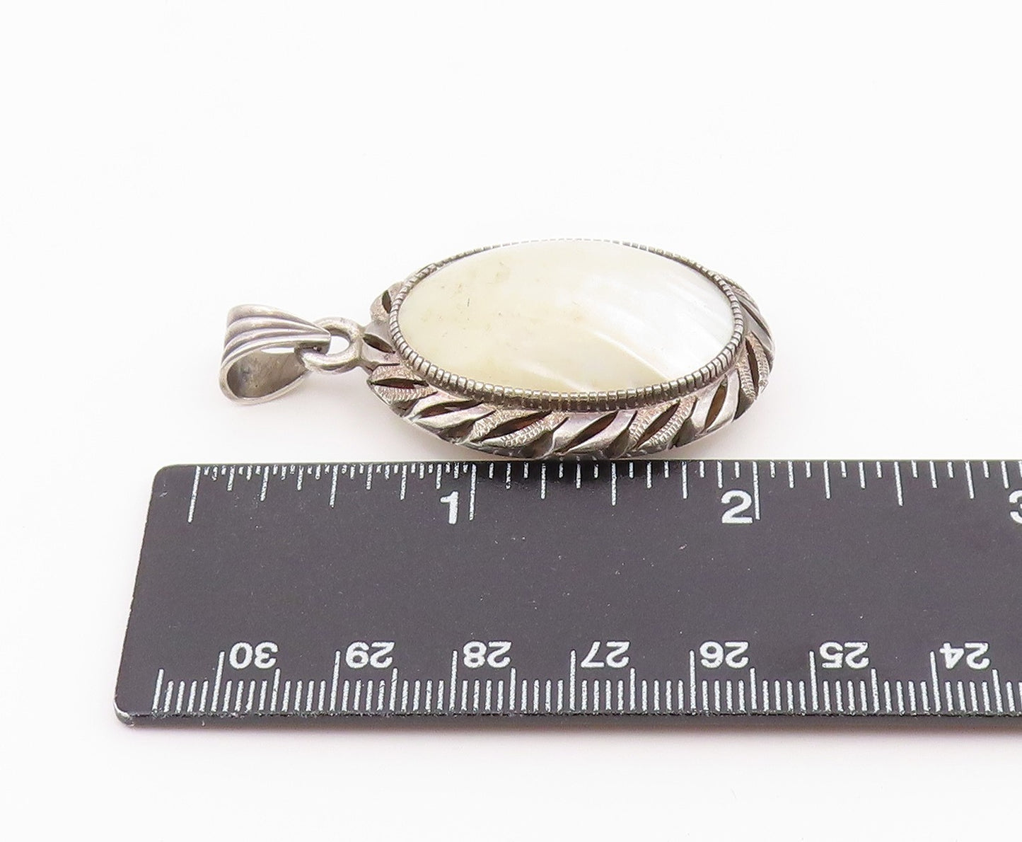 925 Sterling Silver Vintage Pendant MEXICO Oval Mother Of Pearl Locket  PT26414