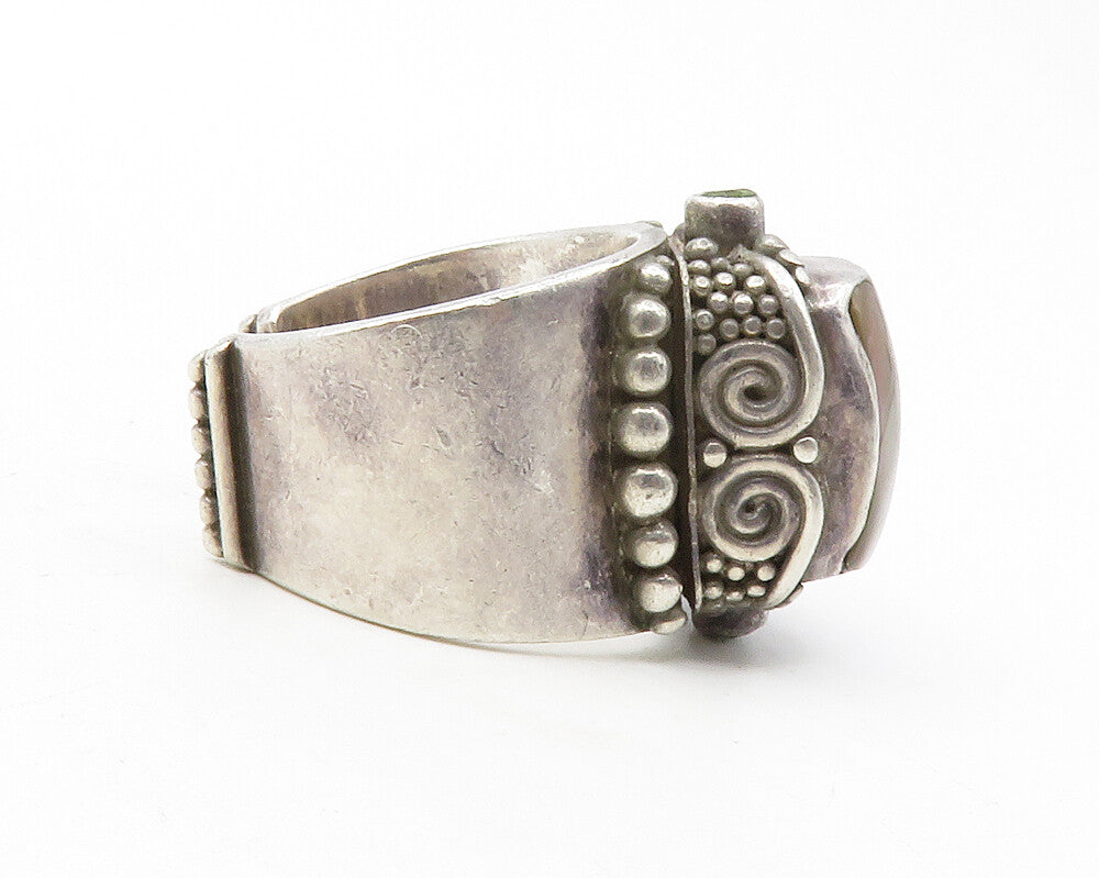 SAJEN 925 Silver  Vintage Abalone Shell & Peridot Cocktail Ring Sz 6.5 RG12729