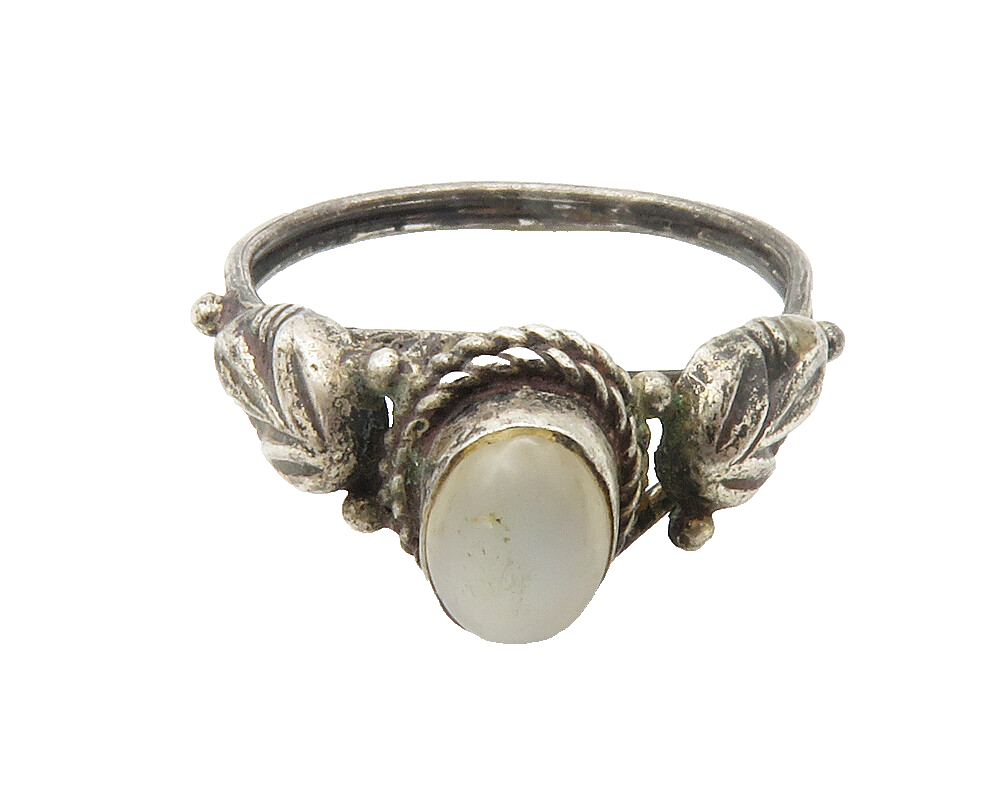 925 Sterling Silver  Vintage Cabochon Milky Quartz Band Ring Sz 6.5  RG14351