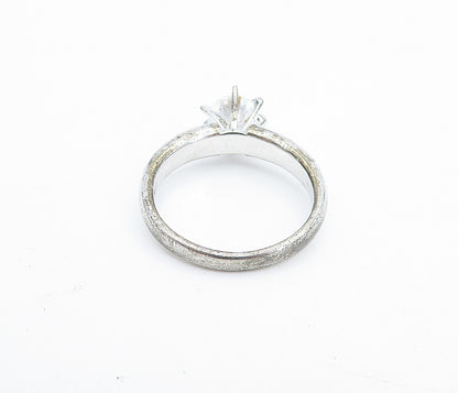 925 Sterling Silver  Prong Set Cubic Zirconia Solitaire Ring Sz 7  RG7646