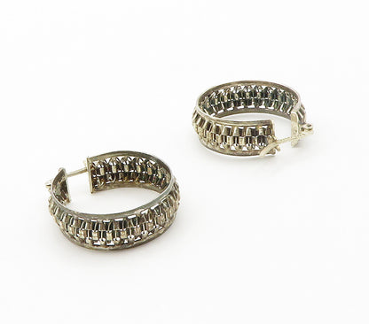 925 Sterling Silver  Vintage Dark Tone Wire Link Design Hoop Earrings  EG7599