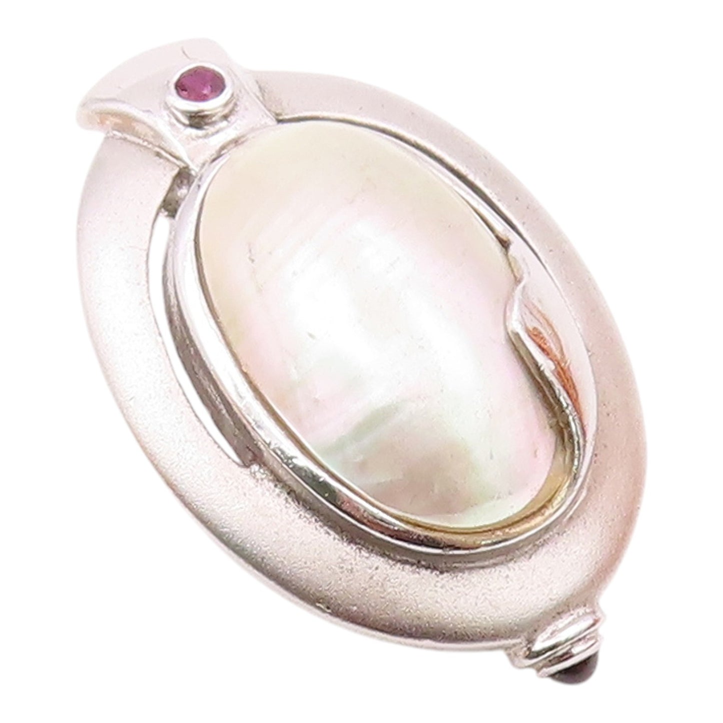 925 Silver  Vintage Oval Mother Of Pearl & Garnet Dome Cutout Pendant  PT21515
